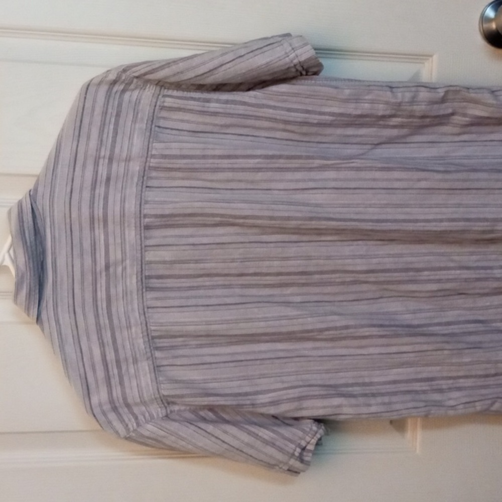 DKNY Jeans button down - Picture 4 of 4